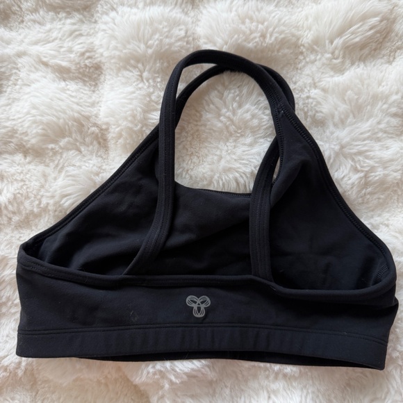TNA Aritzia High Neck Sports Bra Size Small - Picture 3 of 3